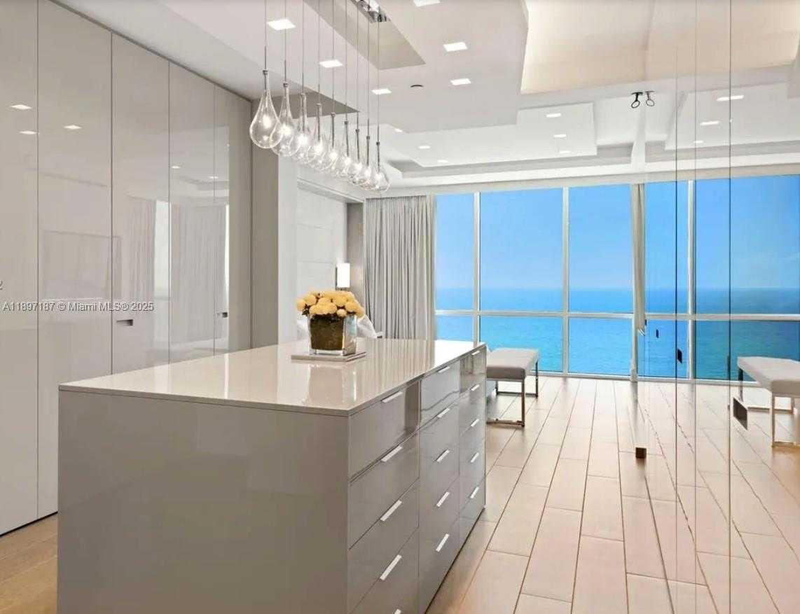 Small Image of 16047 COLLINS AVE #3204, Sunny Isles Beach Number 11