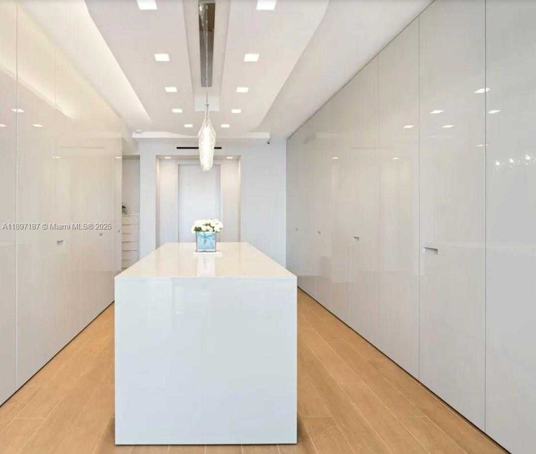 Small Image of 16047 COLLINS AVE #3204, Sunny Isles Beach Number 12