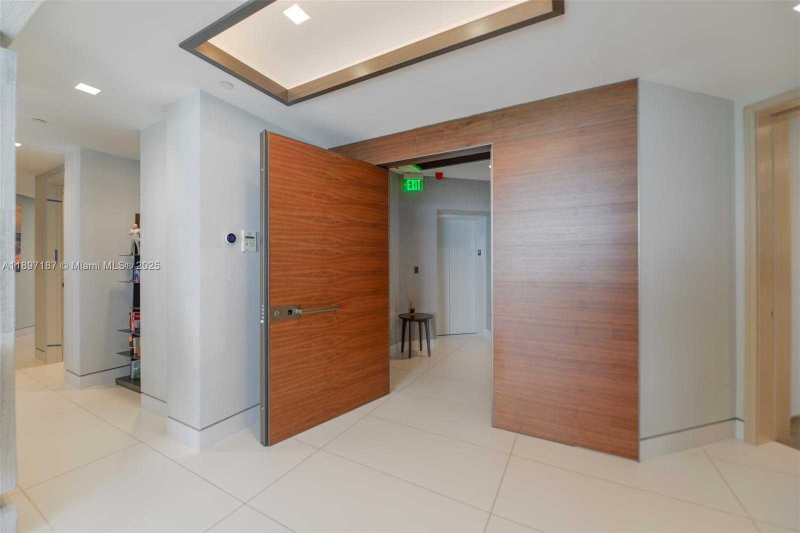 Small Image of 16047 COLLINS AVE #3204, Sunny Isles Beach Number 25