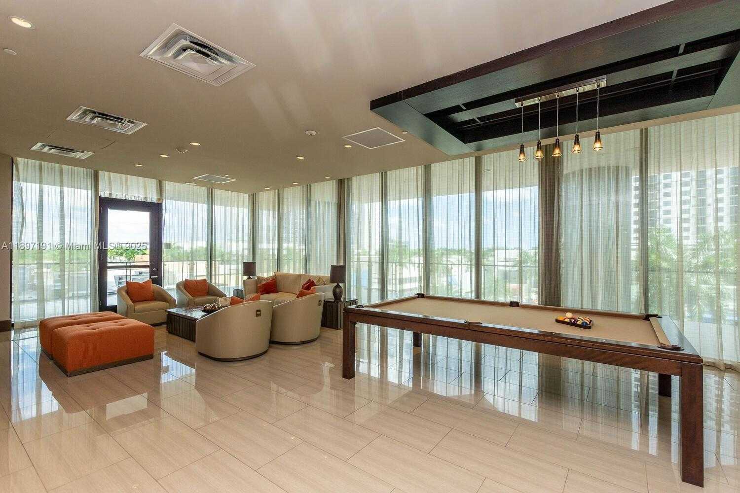 Small Image of 5300 PASEO BLVD #1905, Doral Number 11