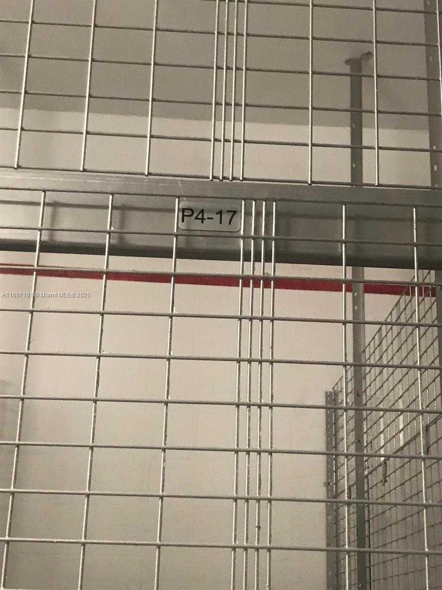 Small Image of 5300 PASEO BLVD #1905, Doral Number 16