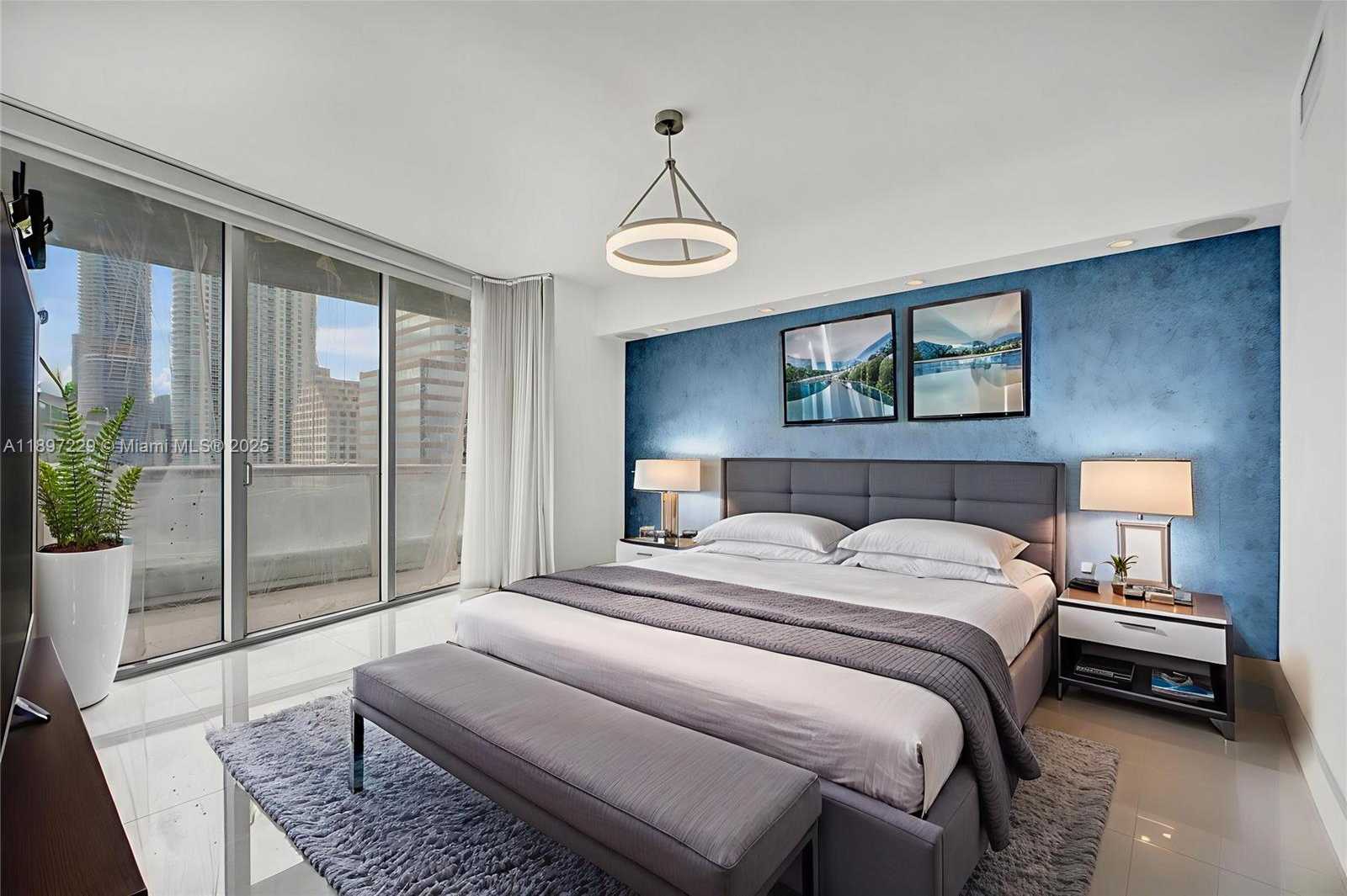 Small Image of 495 BRICKELL AVE #2301, Miami Number 11