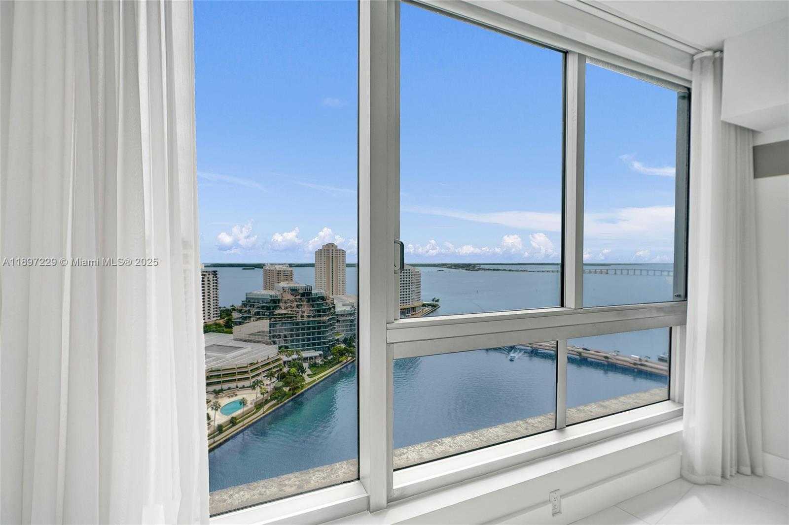 Small Image of 495 BRICKELL AVE #2301, Miami Number 30