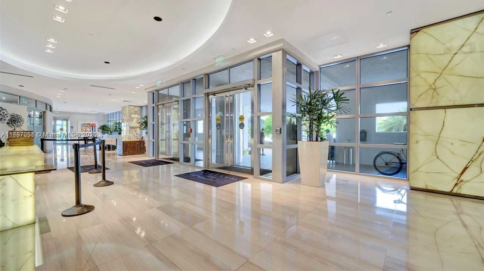 Small Image of 1330 WEST AVE #2601, Miami Beach Number 12