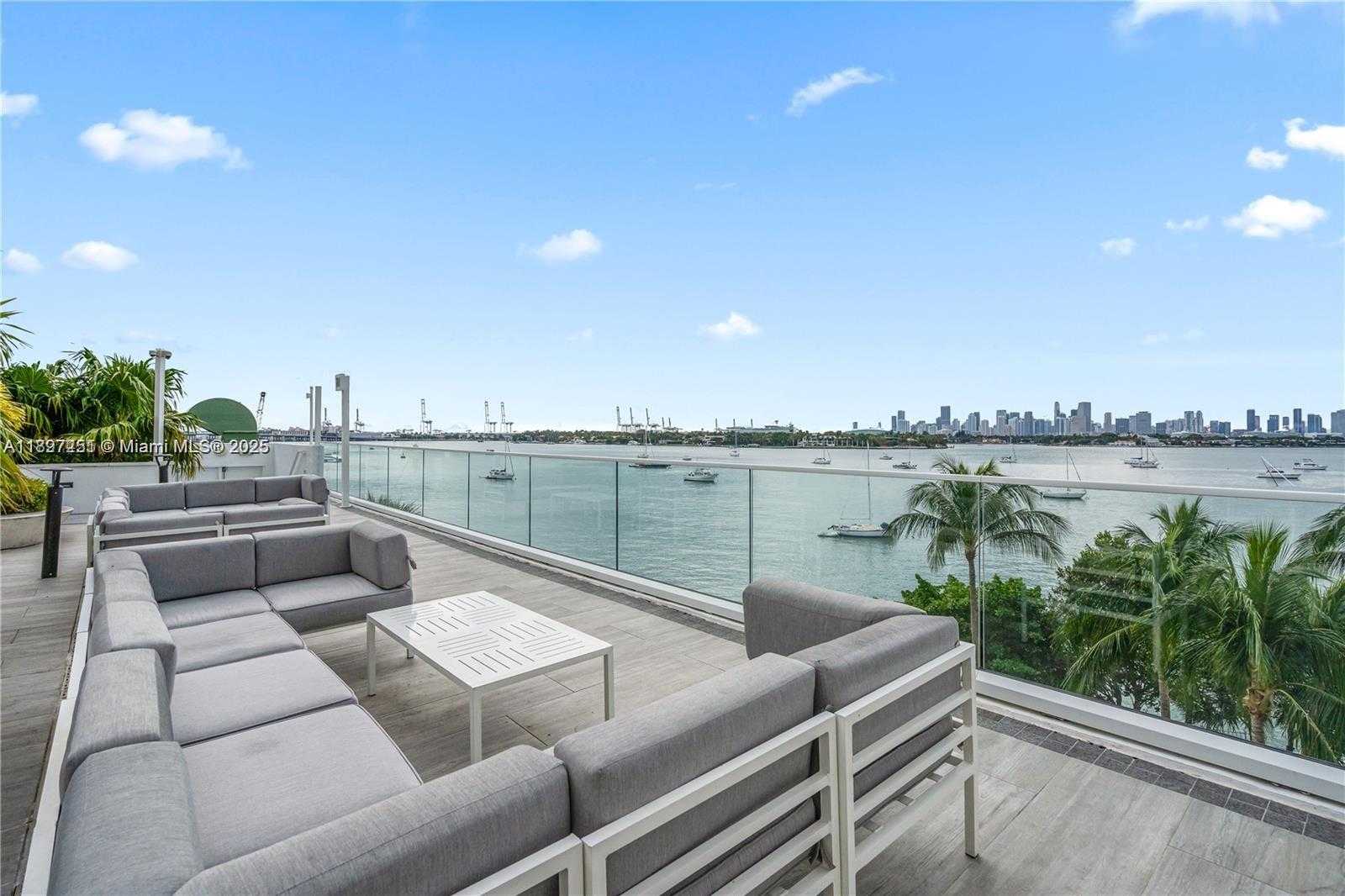 Small Image of 1330 WEST AVE #2601, Miami Beach Number 15