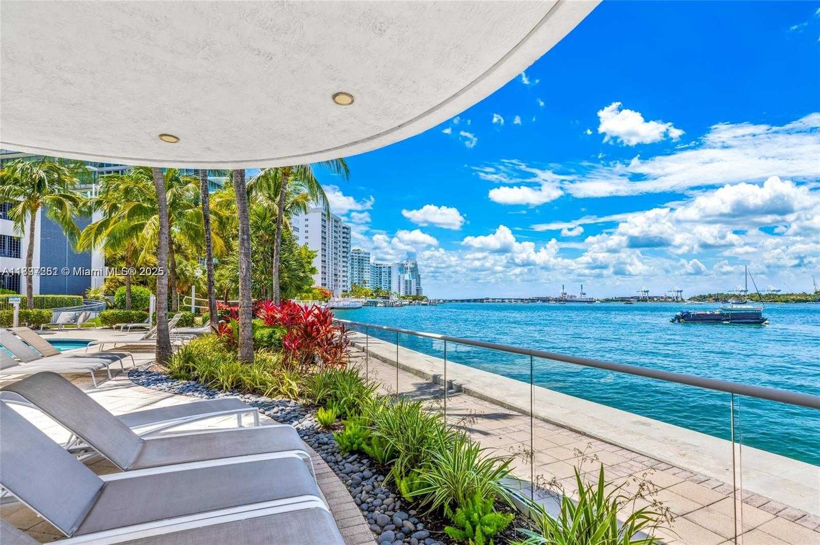 Small Image of 1330 WEST AVE #2601, Miami Beach Number 16