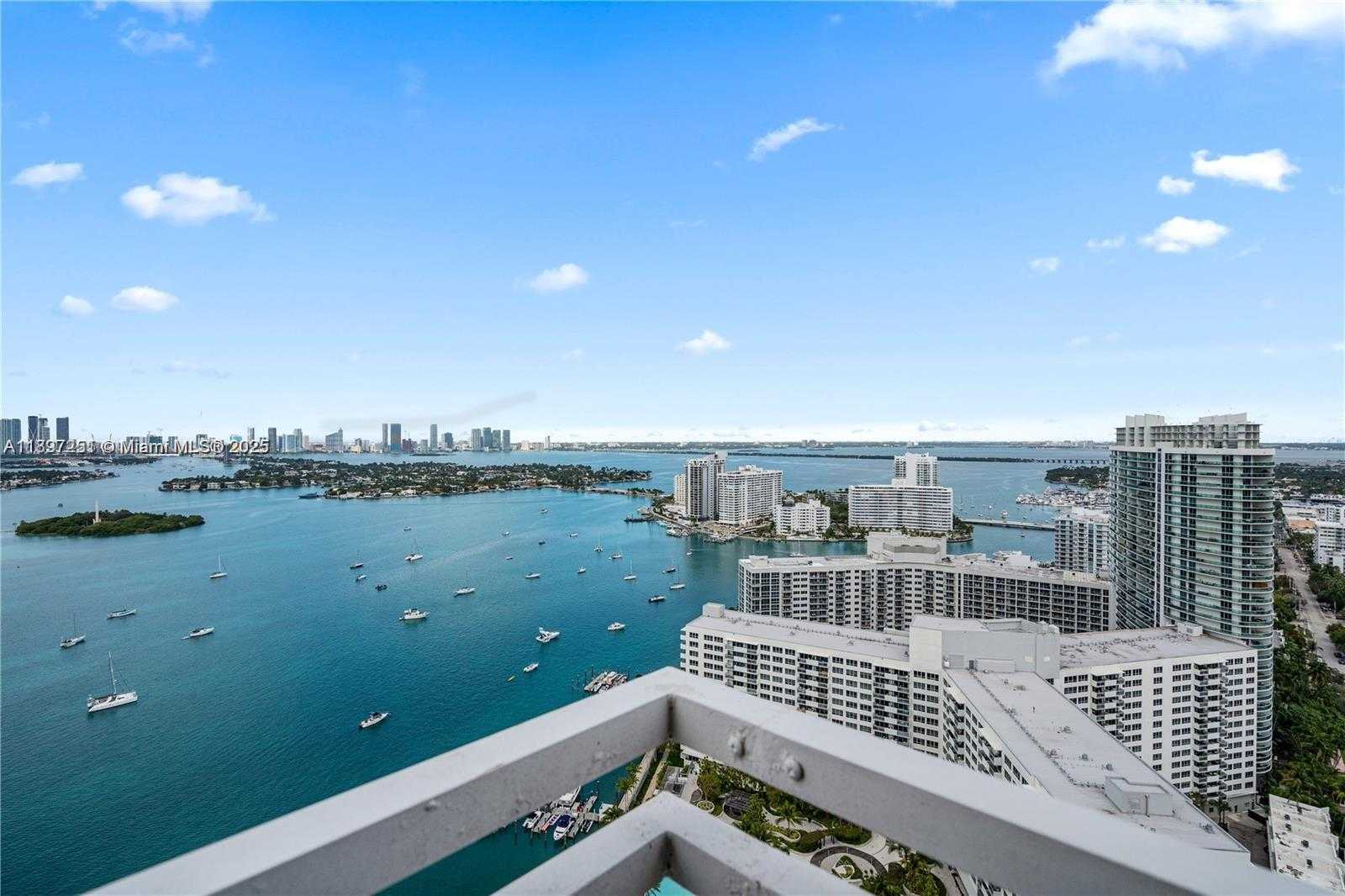 Small Image of 1330 WEST AVE #2601, Miami Beach Number 4