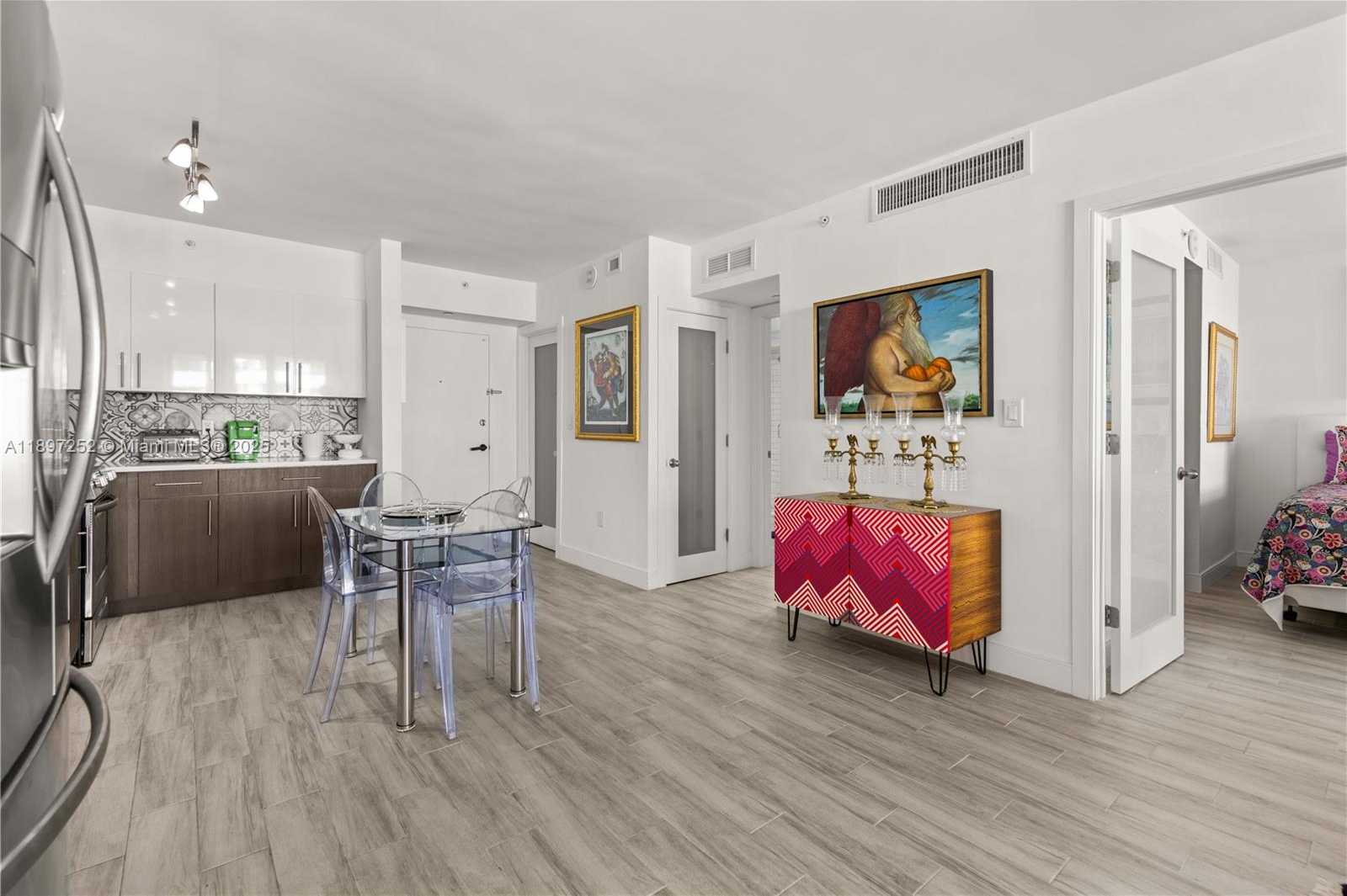 Small Image of 100 LINCOLN RD #643, Miami Beach Number 10