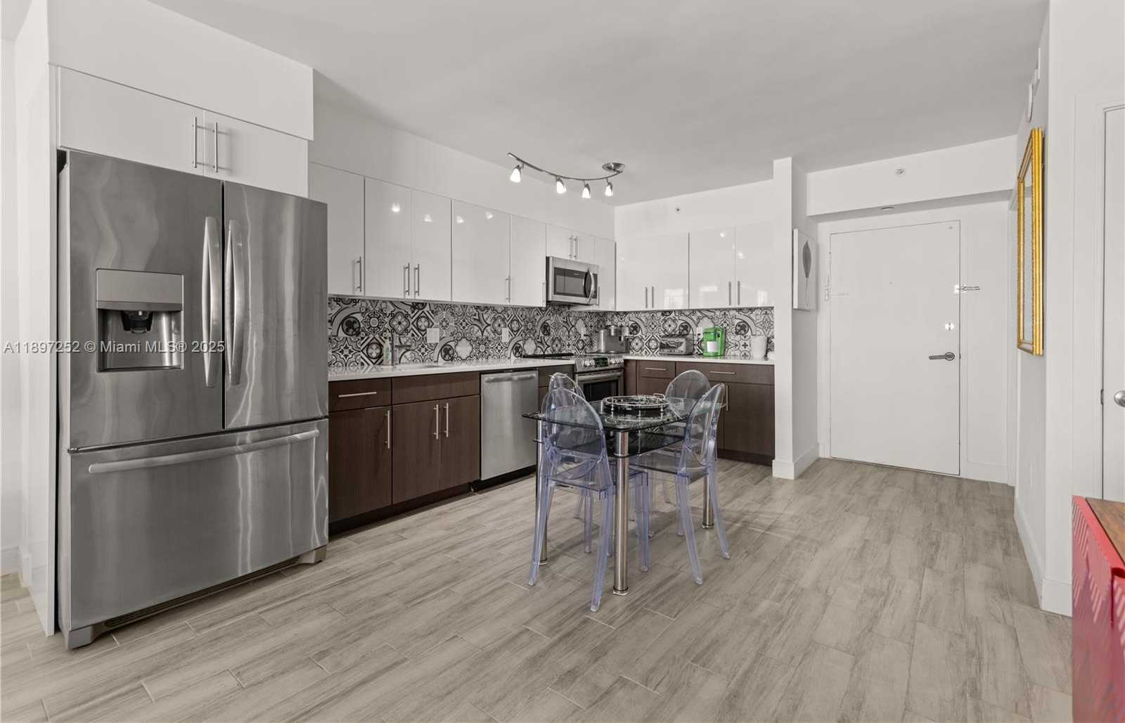 Small Image of 100 LINCOLN RD #643, Miami Beach Number 8