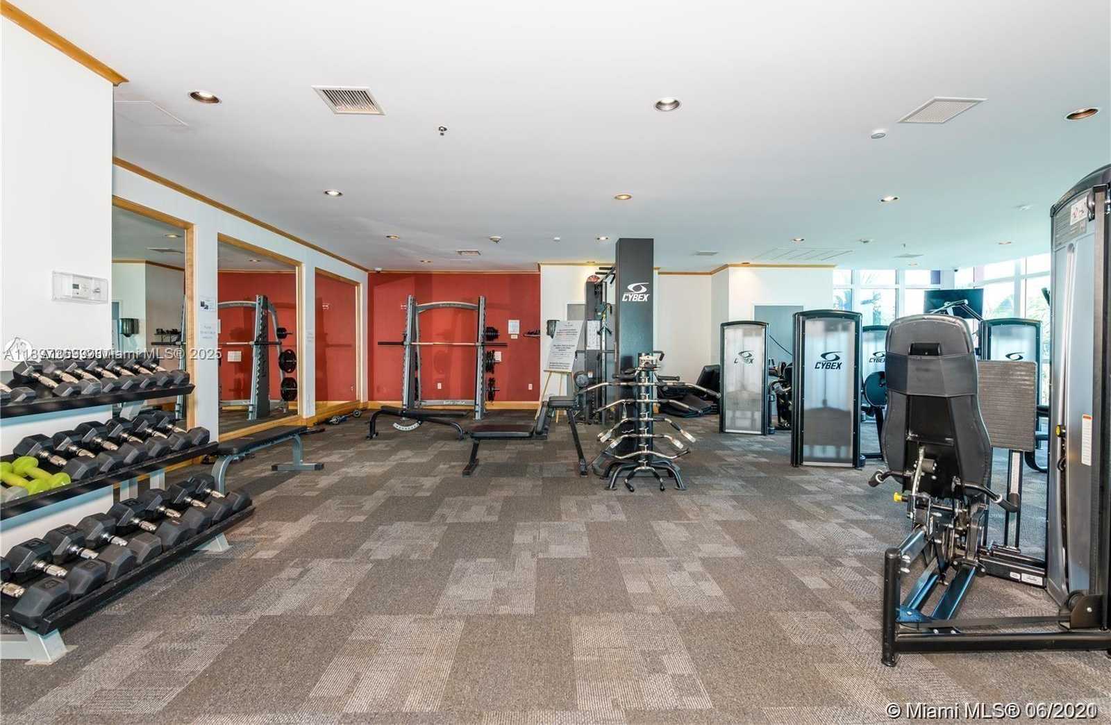 Small Image of 1155 BRICKELL BAY DR #1702, Miami Number 25