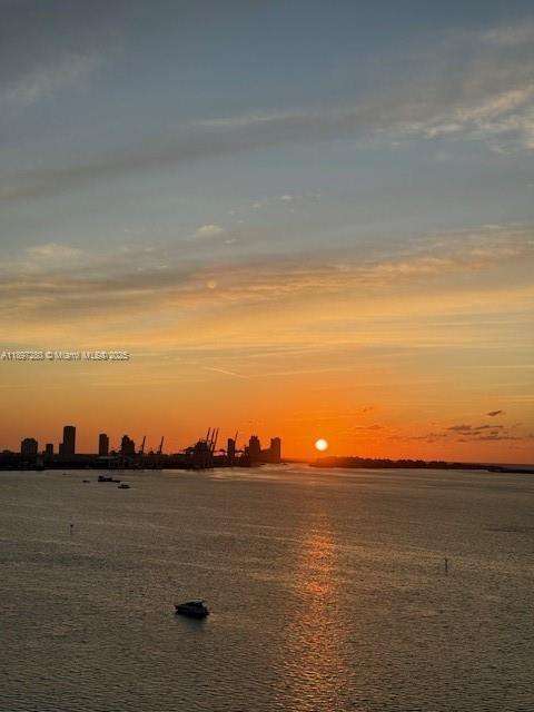 Small Image of 1155 BRICKELL BAY DR #1210, Miami Number 2