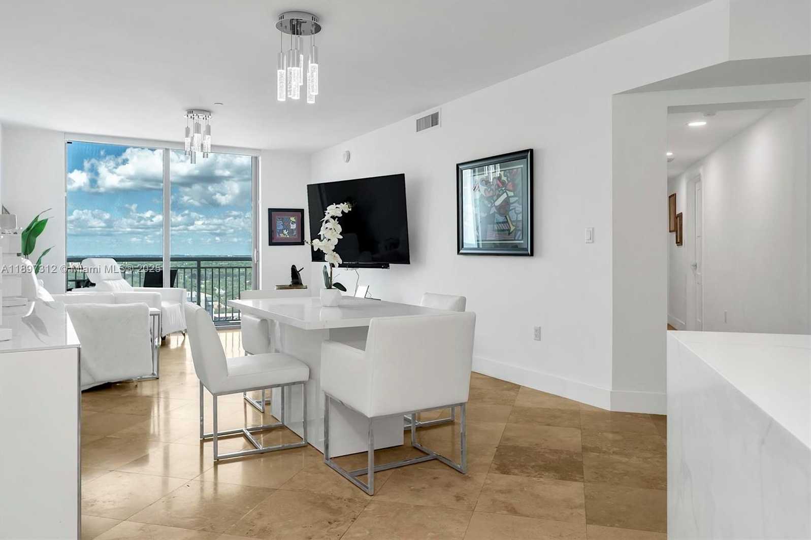 Small Image of 9066 SOUTH WEST 73RD CT #2110, Miami Number 3