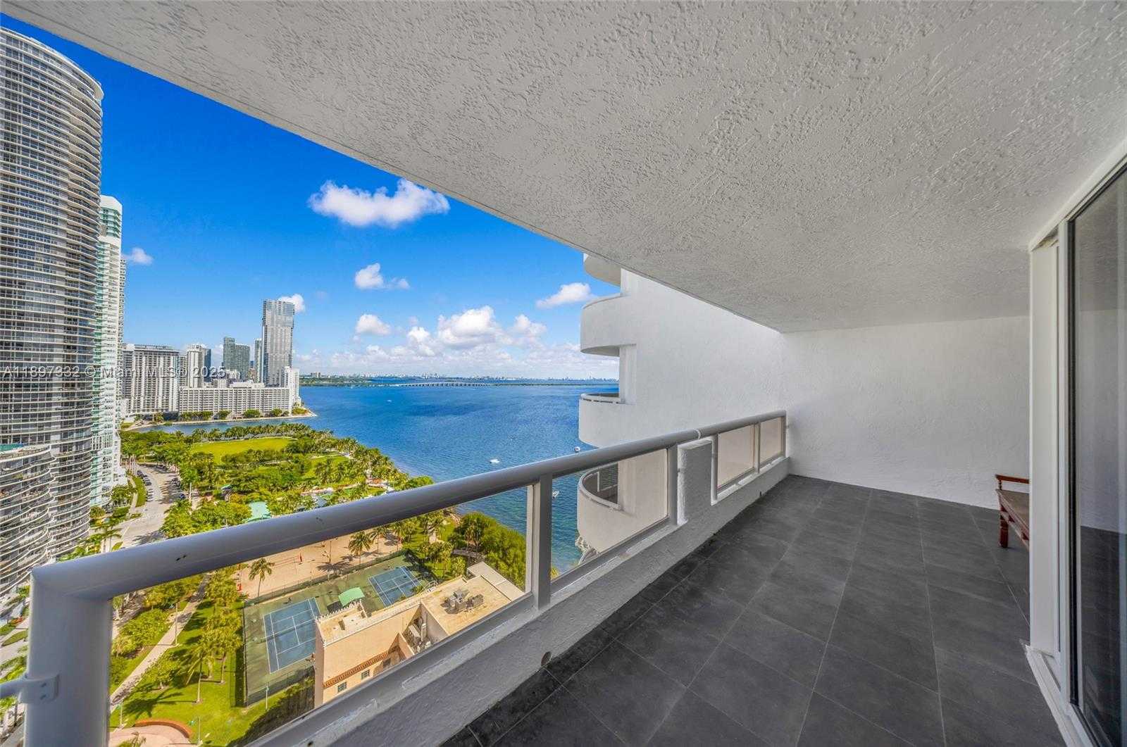 Small Image of 1717 NORTH BAYSHORE DR #A-2638, Miami Number 20