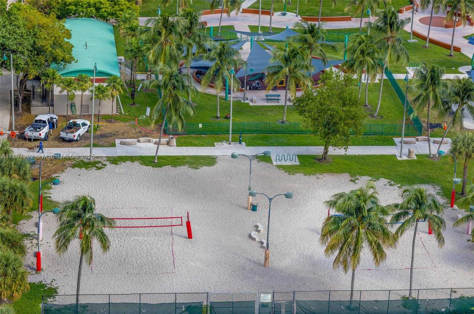 Small Image of 1717 NORTH BAYSHORE DR #A-2638, Miami Number 24