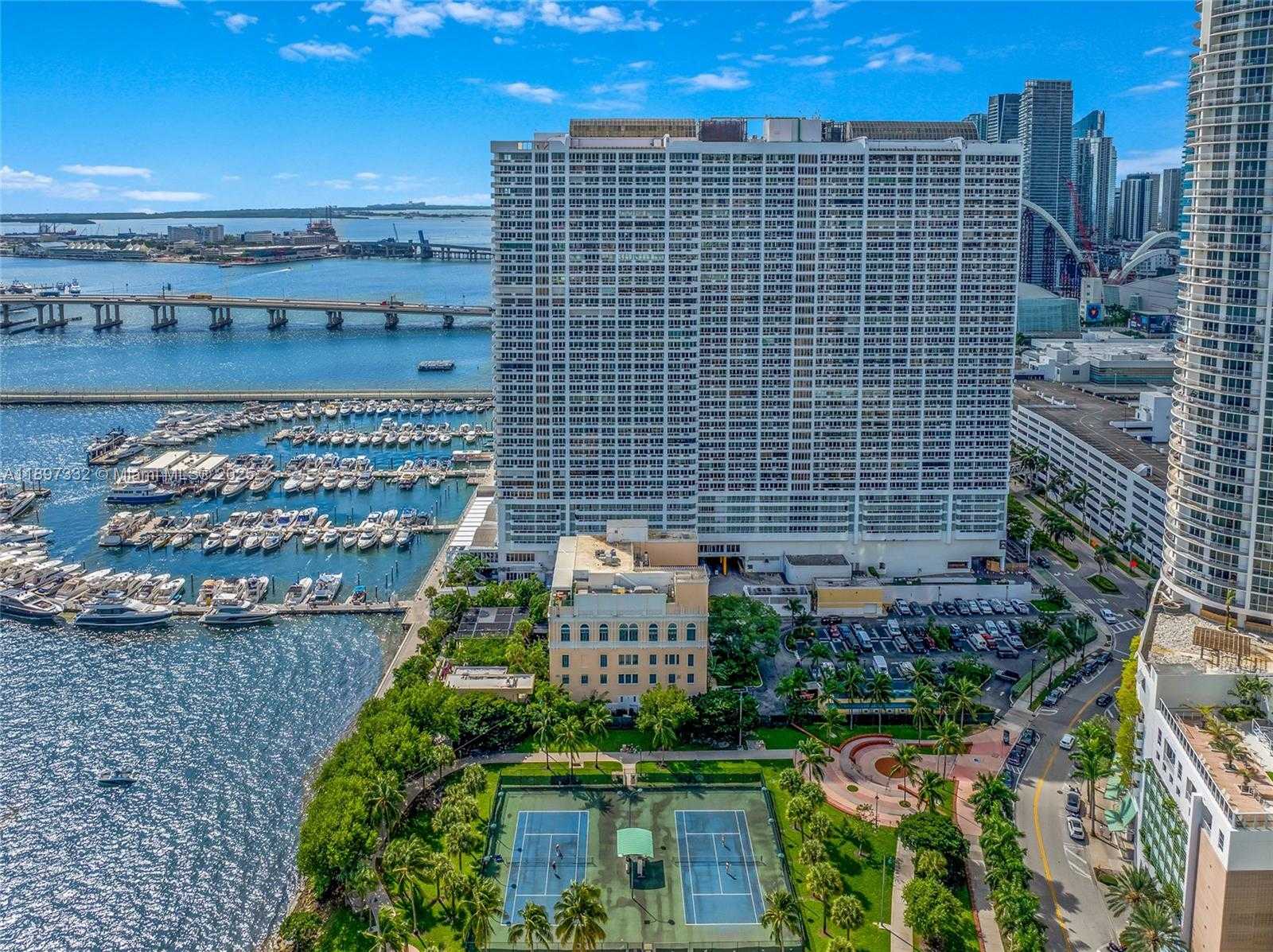 Small Image of 1717 NORTH BAYSHORE DR #A-2638, Miami Number 39