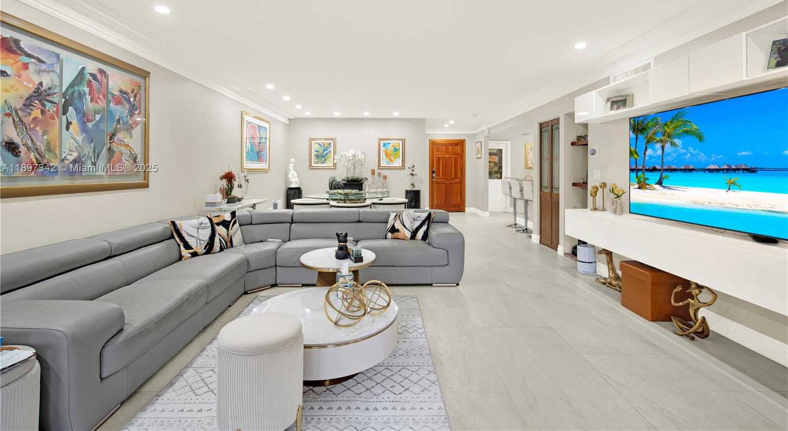 Small Image of 11378 SOUTH WEST 86TH LN, Miami Number 12