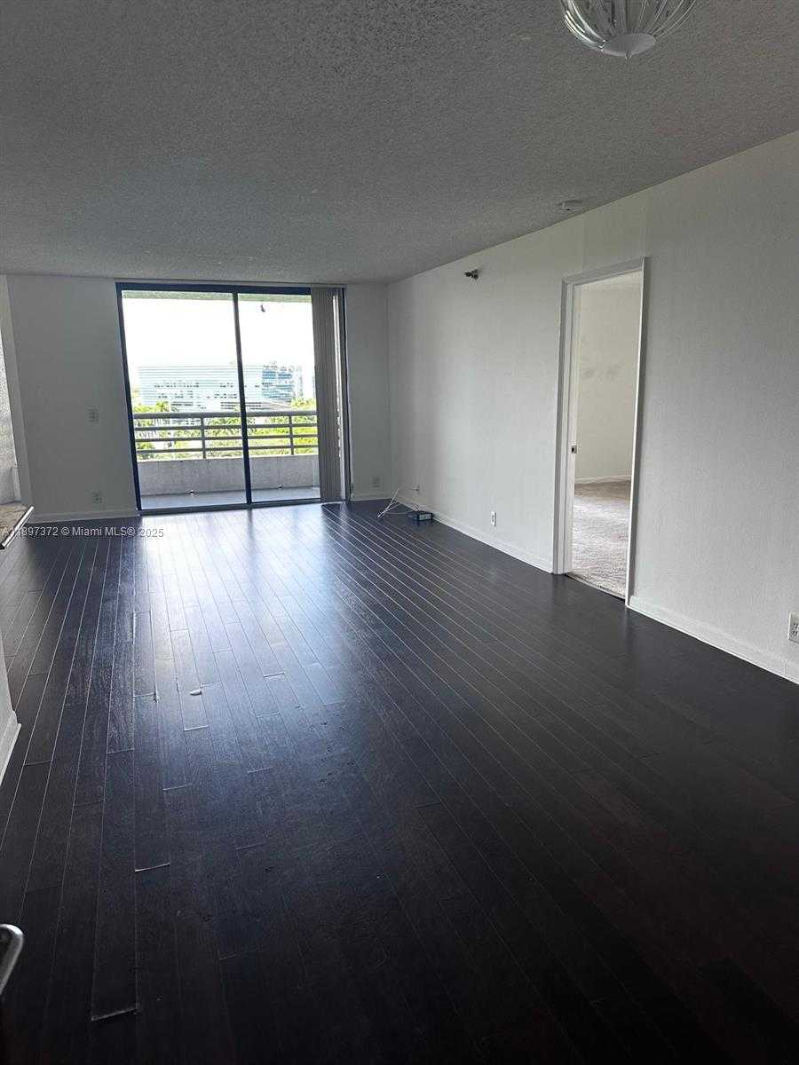 Small Image of 3300 NORTH EAST 191ST ST #904, Aventura Number 5