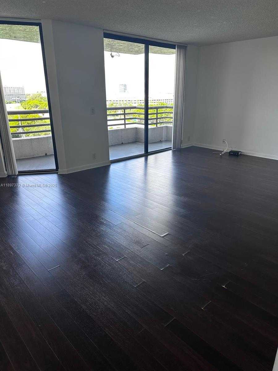 Small Image of 3300 NORTH EAST 191ST ST #904, Aventura Number 6