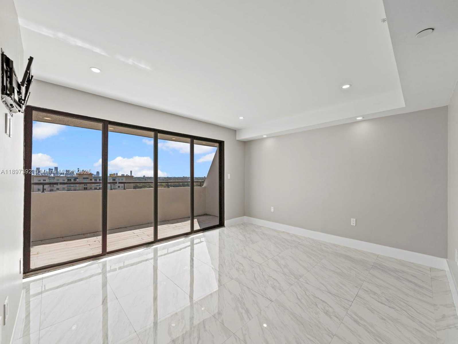 Small Image of 911 EAST PONCE DE LEON BLVD #1601, Coral Gables Number 12