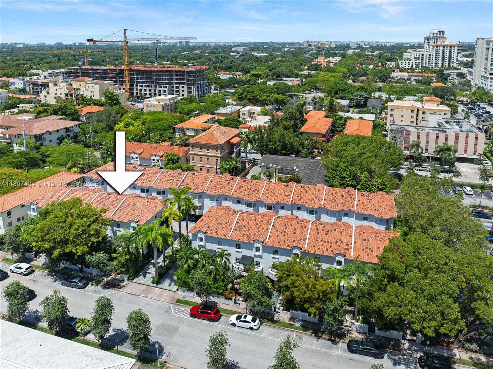 Small Image of 261 NAVARRE AVE #A-3, Coral Gables Number 29