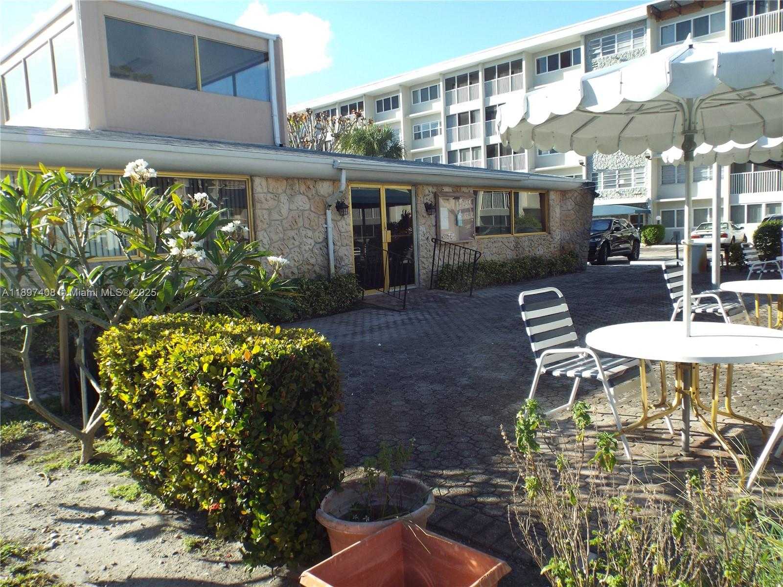 Small Image of 410 SOUTH EAST 2ND ST #102, Hallandale Beach Number 6