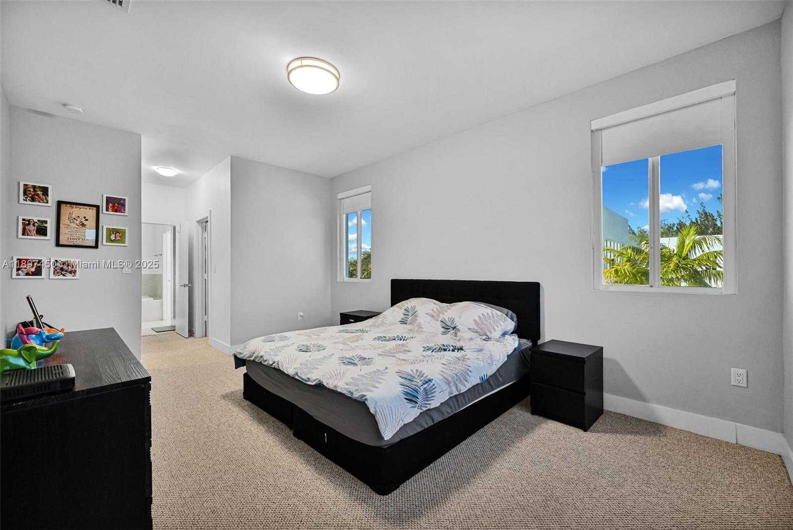 Small Image of 7179 NORTH WEST 102ND PL, Doral Number 15