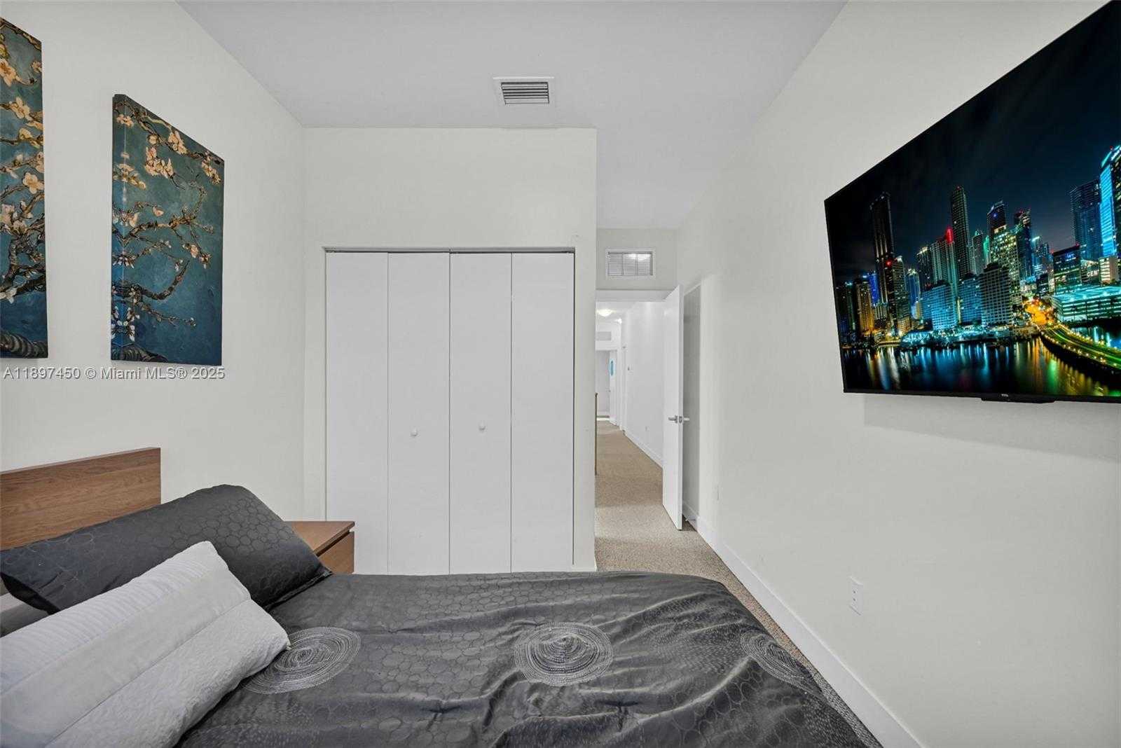 Small Image of 7179 NORTH WEST 102ND PL, Doral Number 22