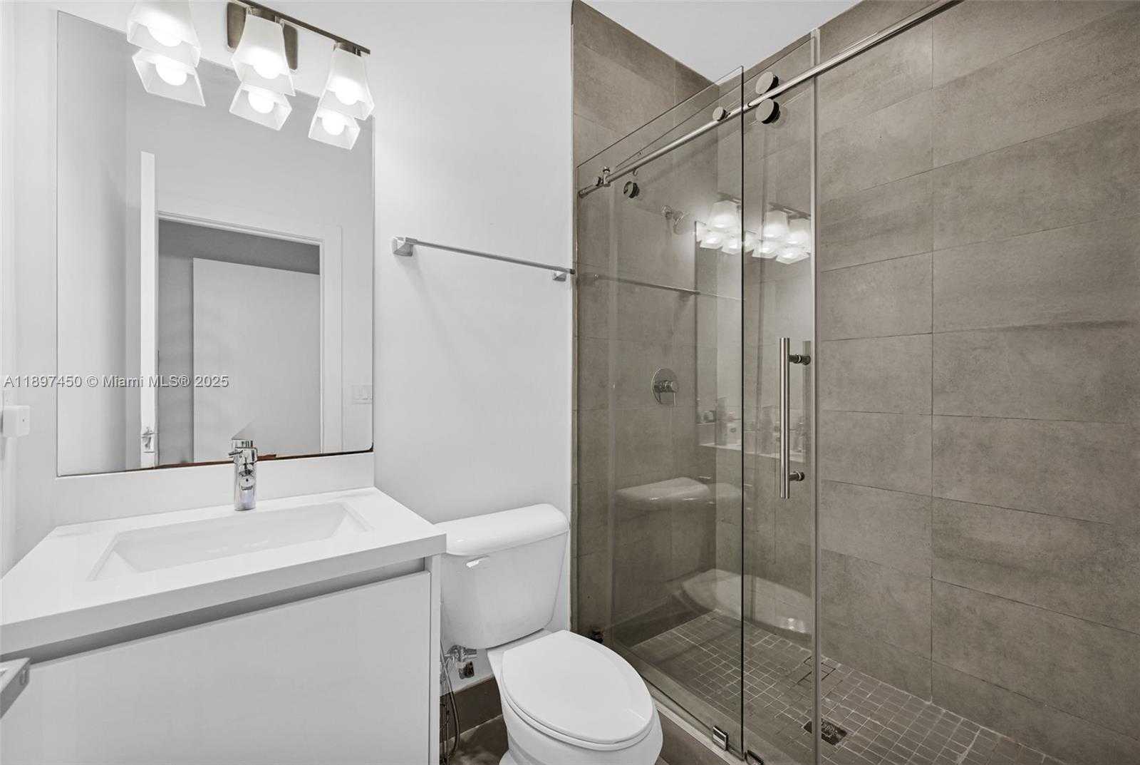 Small Image of 7179 NORTH WEST 102ND PL, Doral Number 23