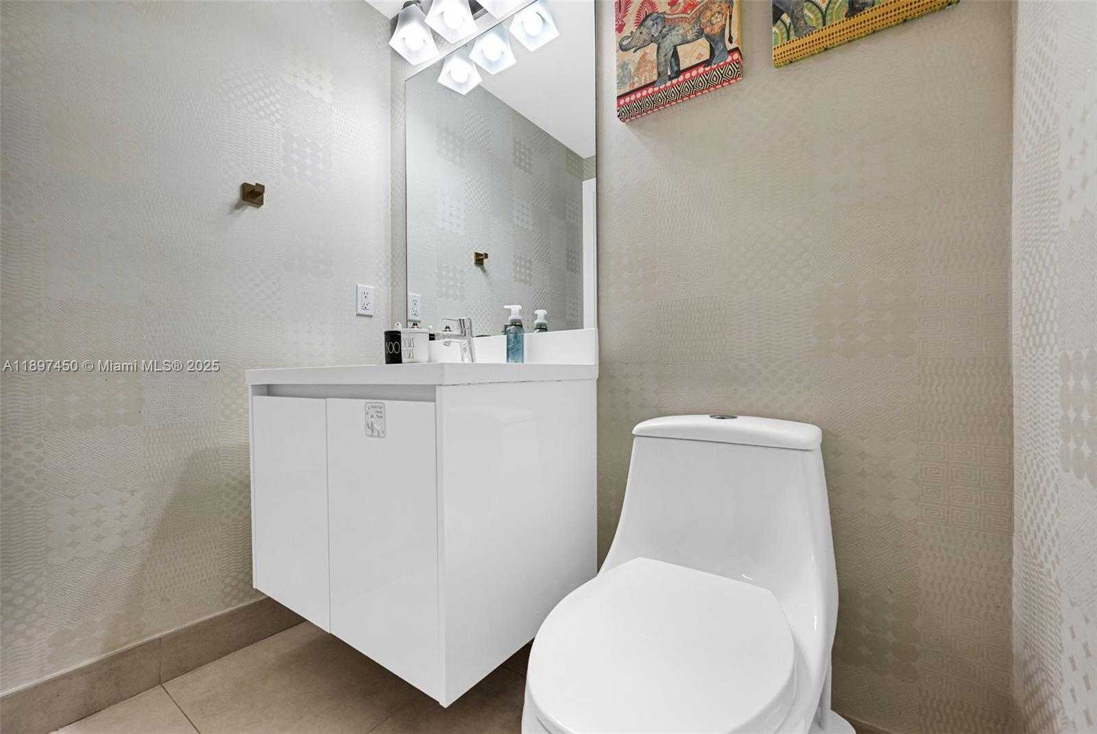 Small Image of 7179 NORTH WEST 102ND PL, Doral Number 31