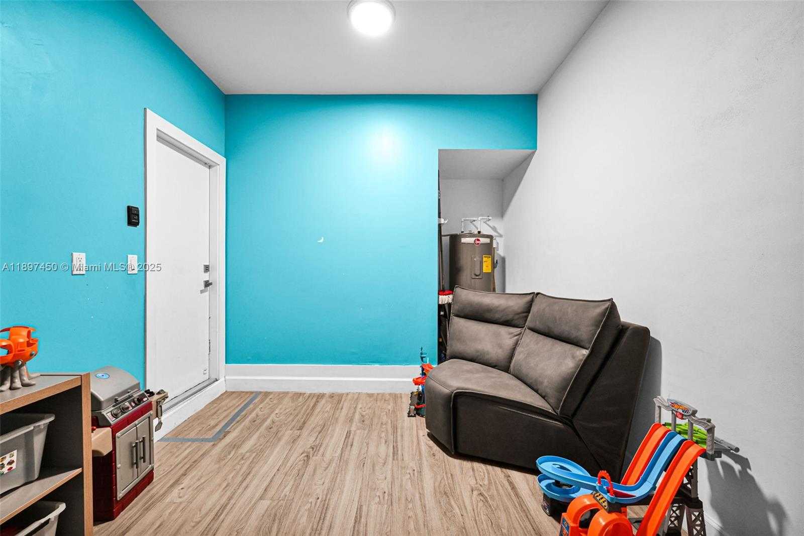 Small Image of 7179 NORTH WEST 102ND PL, Doral Number 32