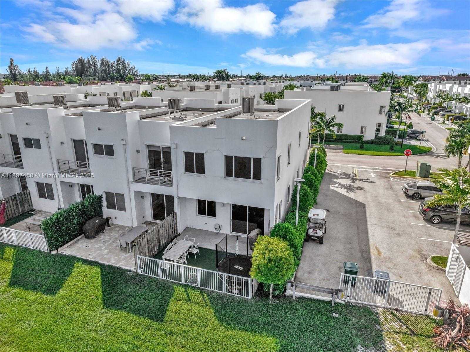 Small Image of 7179 NORTH WEST 102ND PL, Doral Number 50