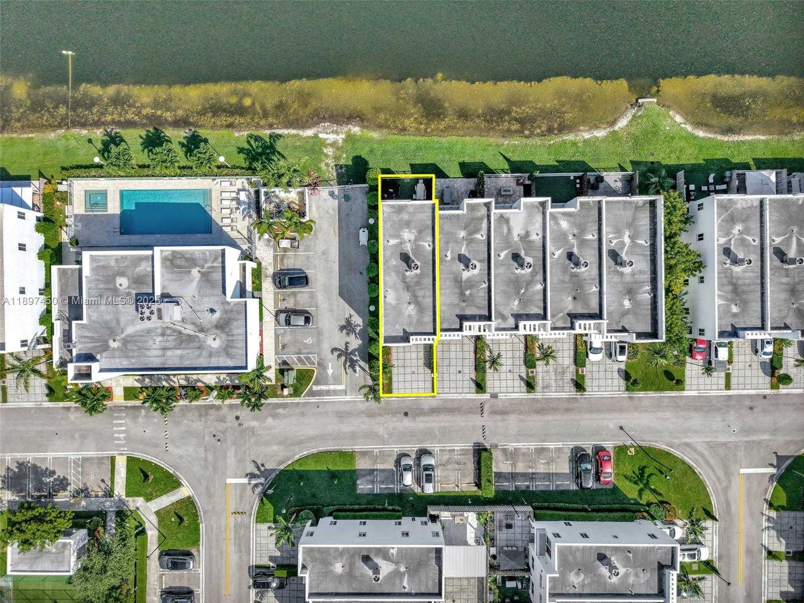 Small Image of 7179 NORTH WEST 102ND PL, Doral Number 55