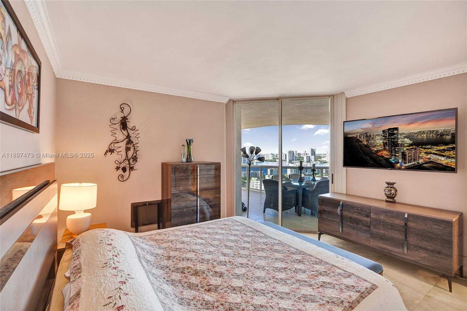 Small Image of 17555 COLLINS AVE #2703, Sunny Isles Beach Number 30