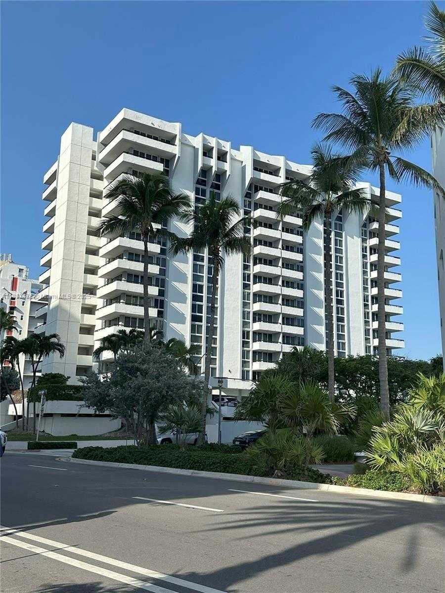 Small Image of 3200 COLLINS AVE #8-4, Miami Beach Number 2