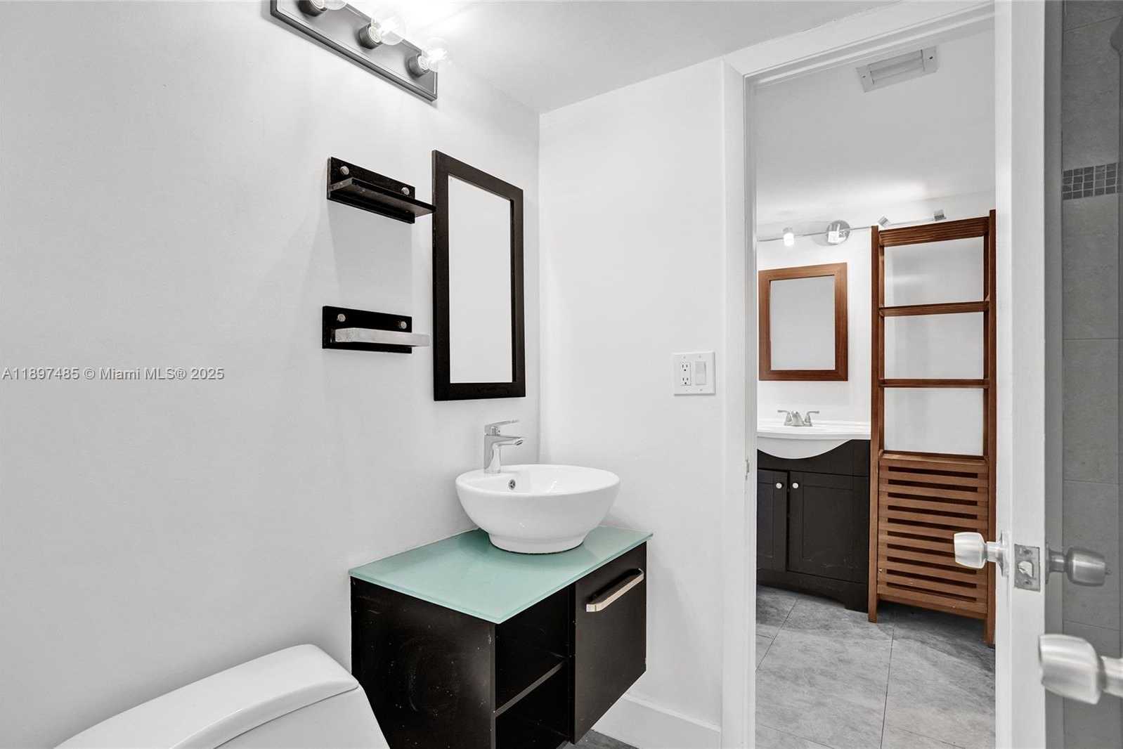 Small Image of 20332 NORTH EAST 34TH CT #26, Aventura Number 14