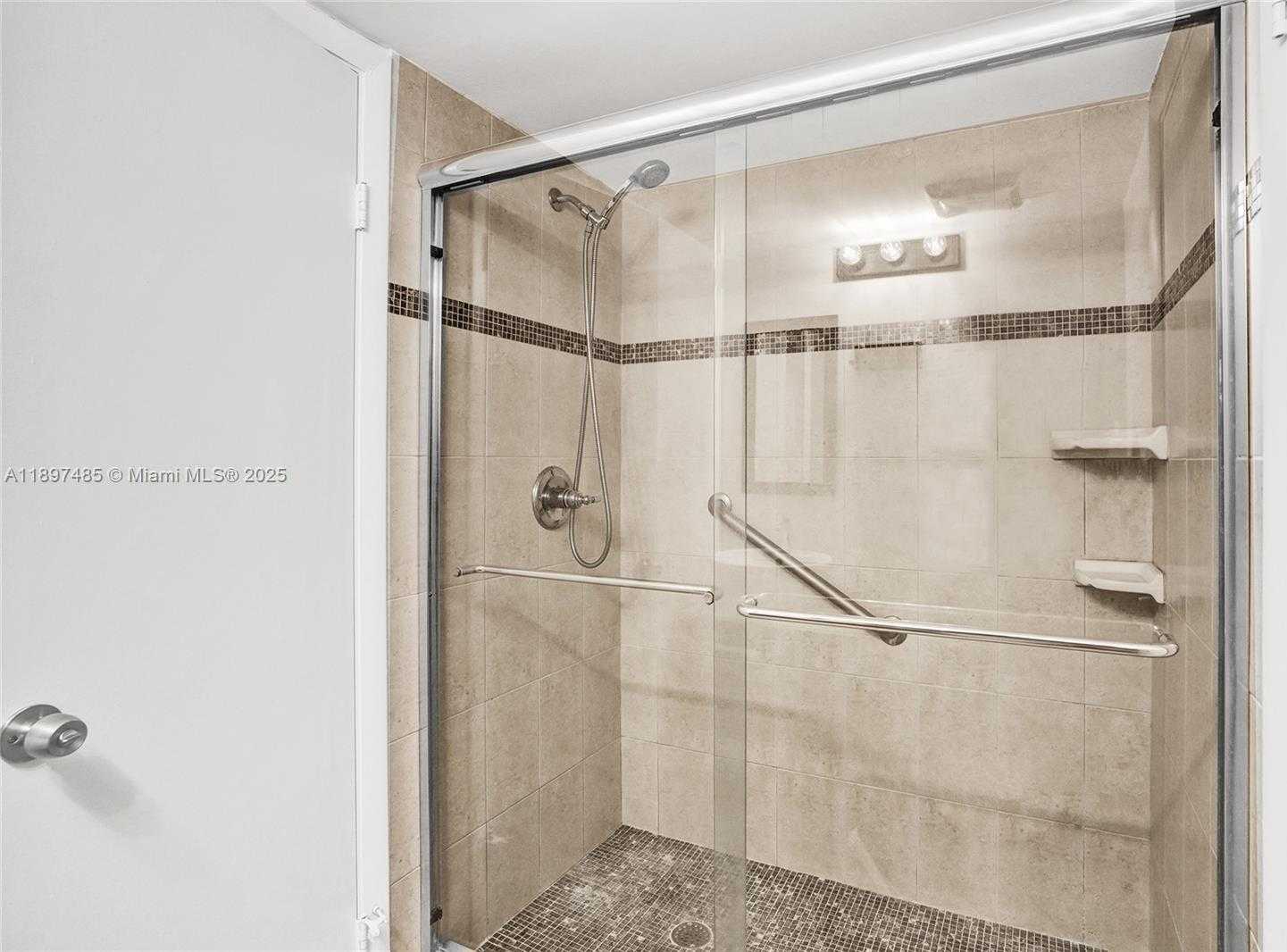 Small Image of 20332 NORTH EAST 34TH CT #26, Aventura Number 15