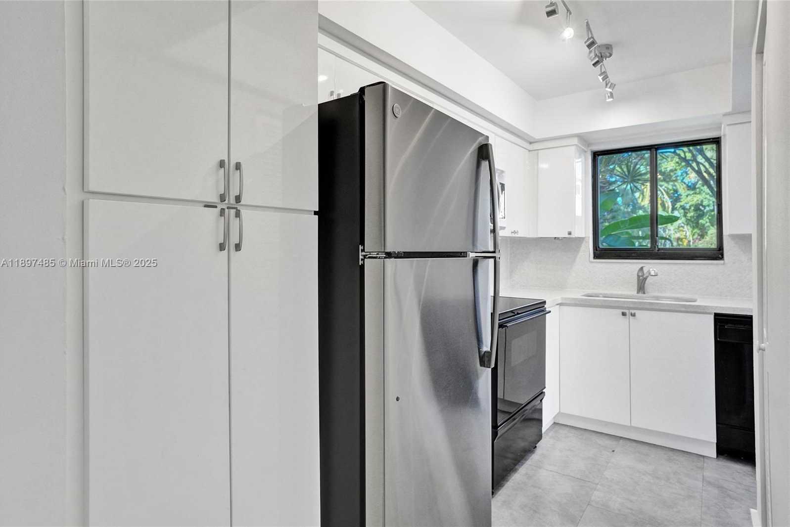 Small Image of 20332 NORTH EAST 34TH CT #26, Aventura Number 9