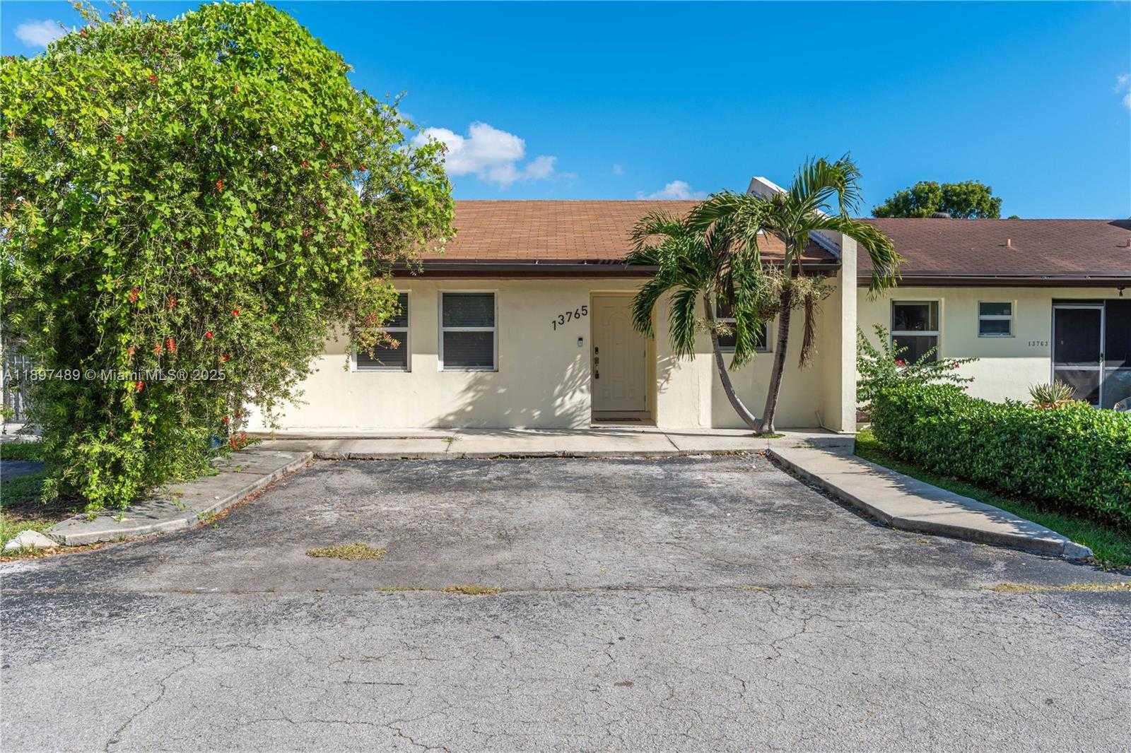 Small Image of 13765 SOUTH WEST 54TH LN, Miami Number 22