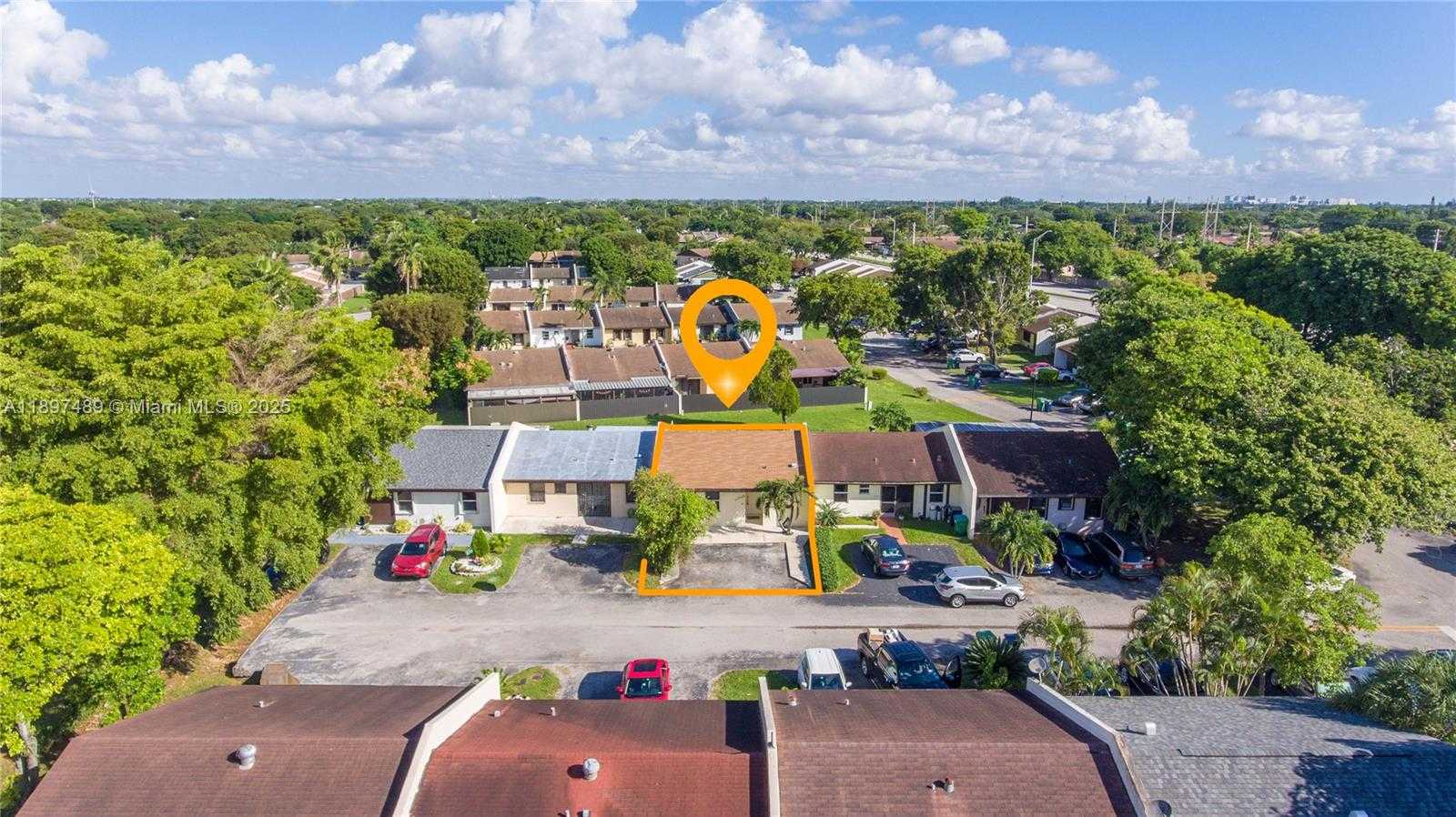 Small Image of 13765 SOUTH WEST 54TH LN, Miami Number 27