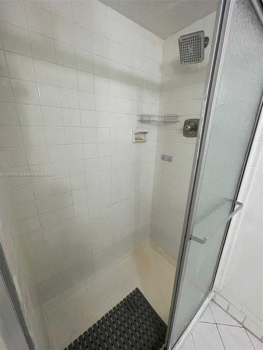 Small Image of 8237 NORTH WEST 8TH CT #4, Plantation Number 11