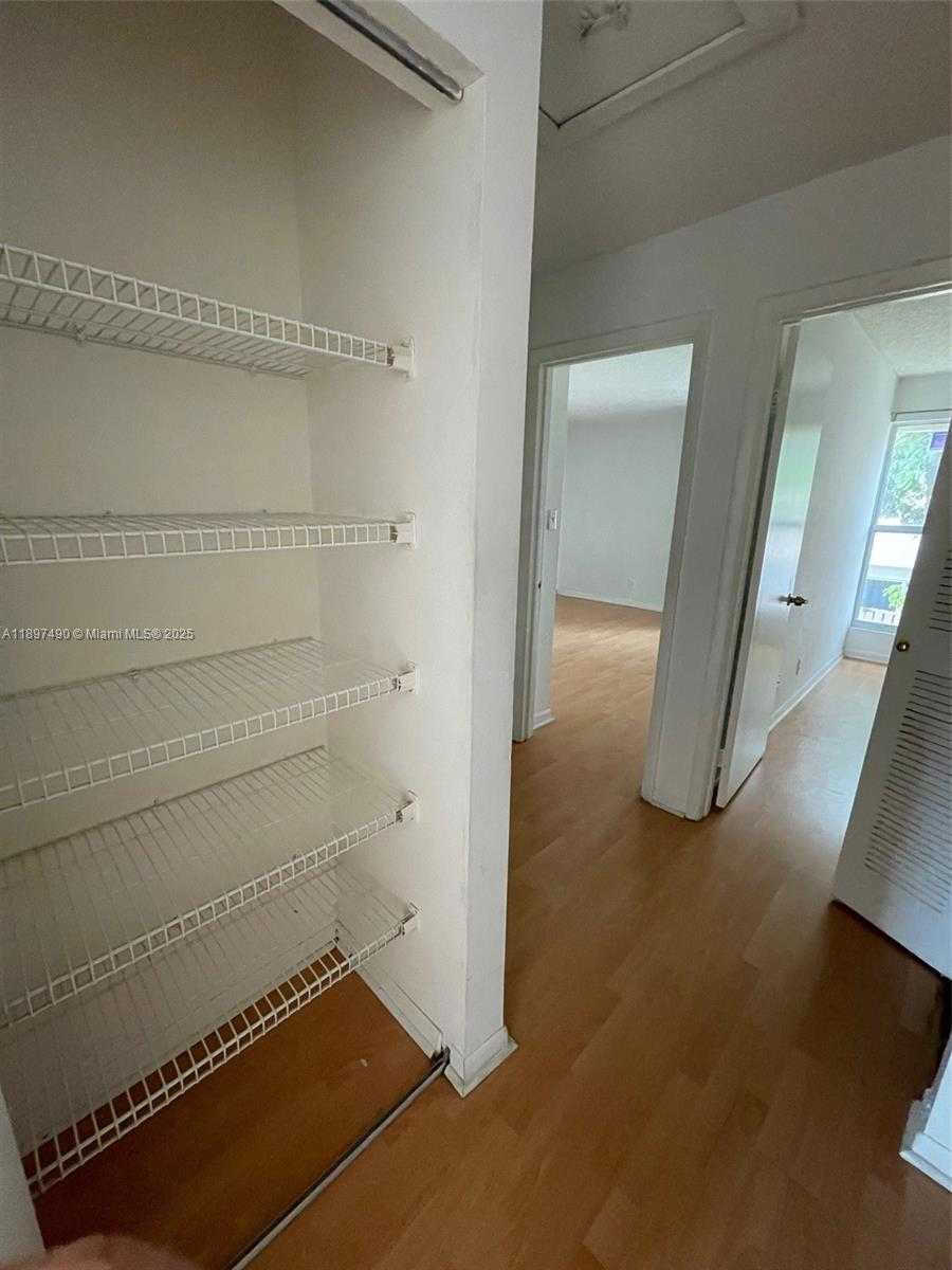 Small Image of 8237 NORTH WEST 8TH CT #4, Plantation Number 27