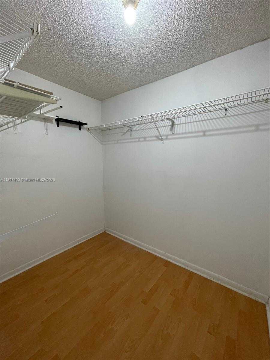 Small Image of 8237 NORTH WEST 8TH CT #4, Plantation Number 8