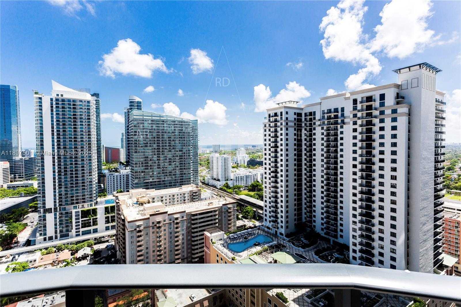 Small Image of Miami Number 30