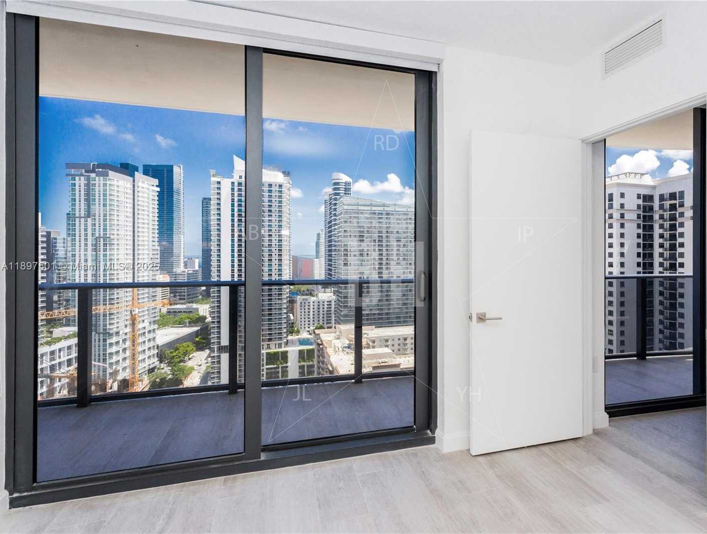 Small Image of Miami Number 9
