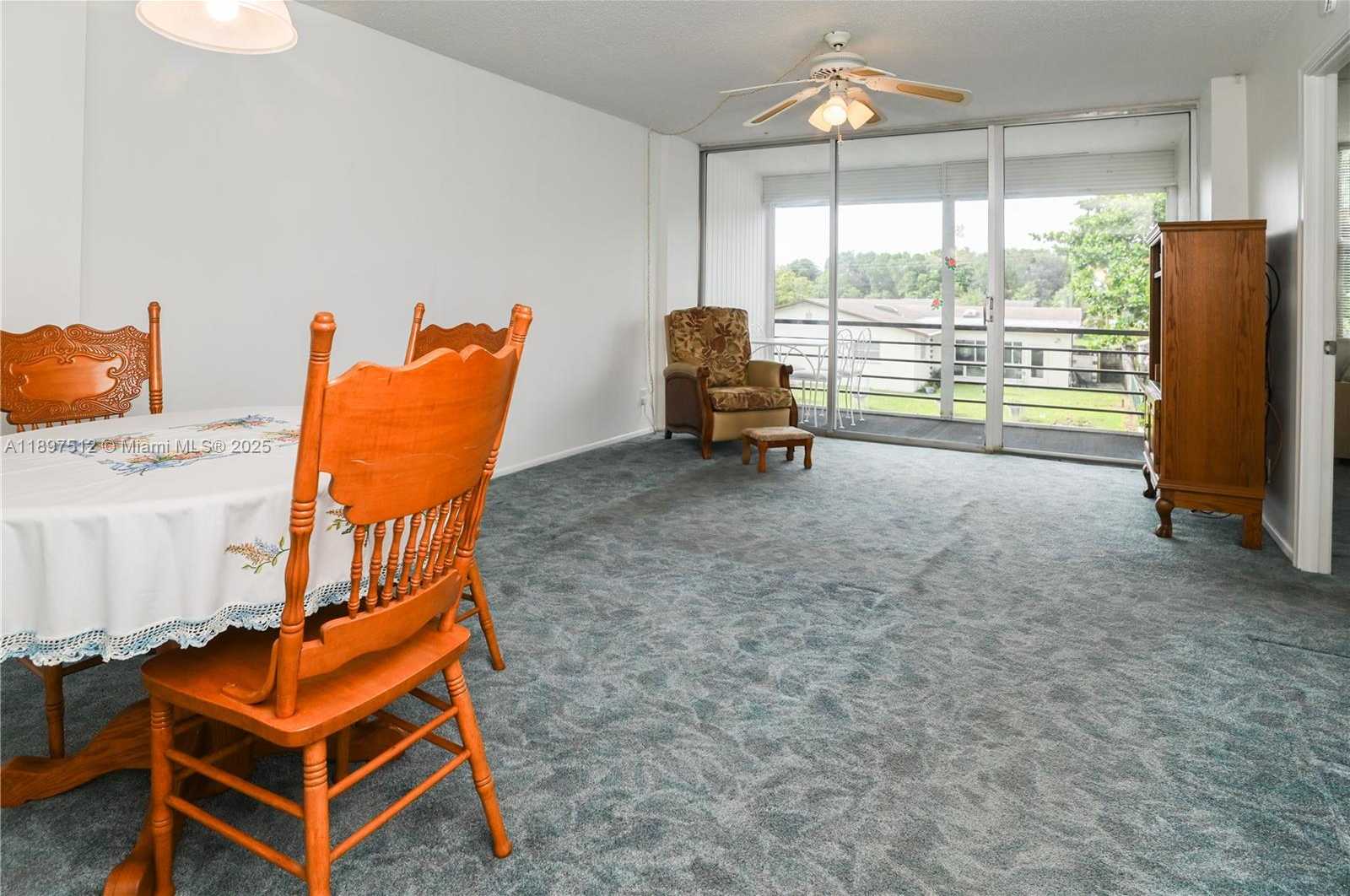 Small Image of 110 ROYAL PARK DR #2H, Oakland Park Number 11
