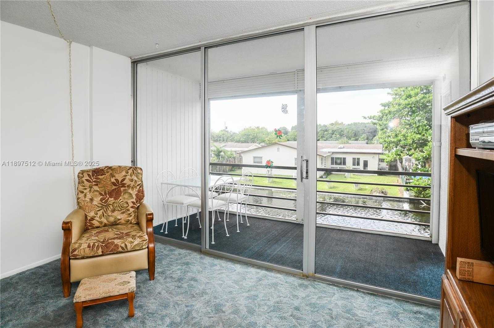 Small Image of 110 ROYAL PARK DR #2H, Oakland Park Number 12
