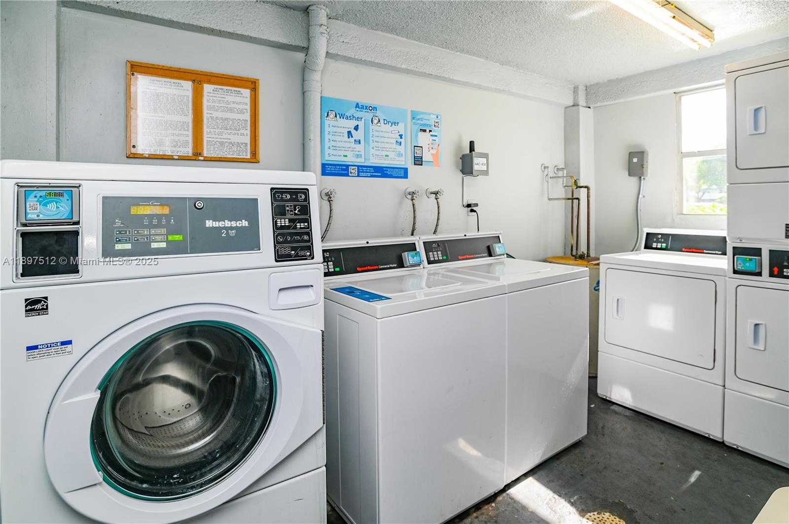 Small Image of 110 ROYAL PARK DR #2H, Oakland Park Number 33