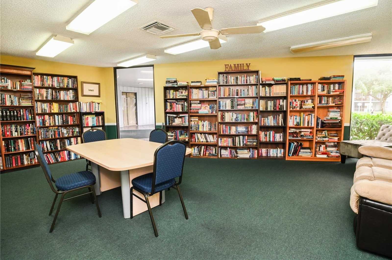 Small Image of 110 ROYAL PARK DR #2H, Oakland Park Number 39