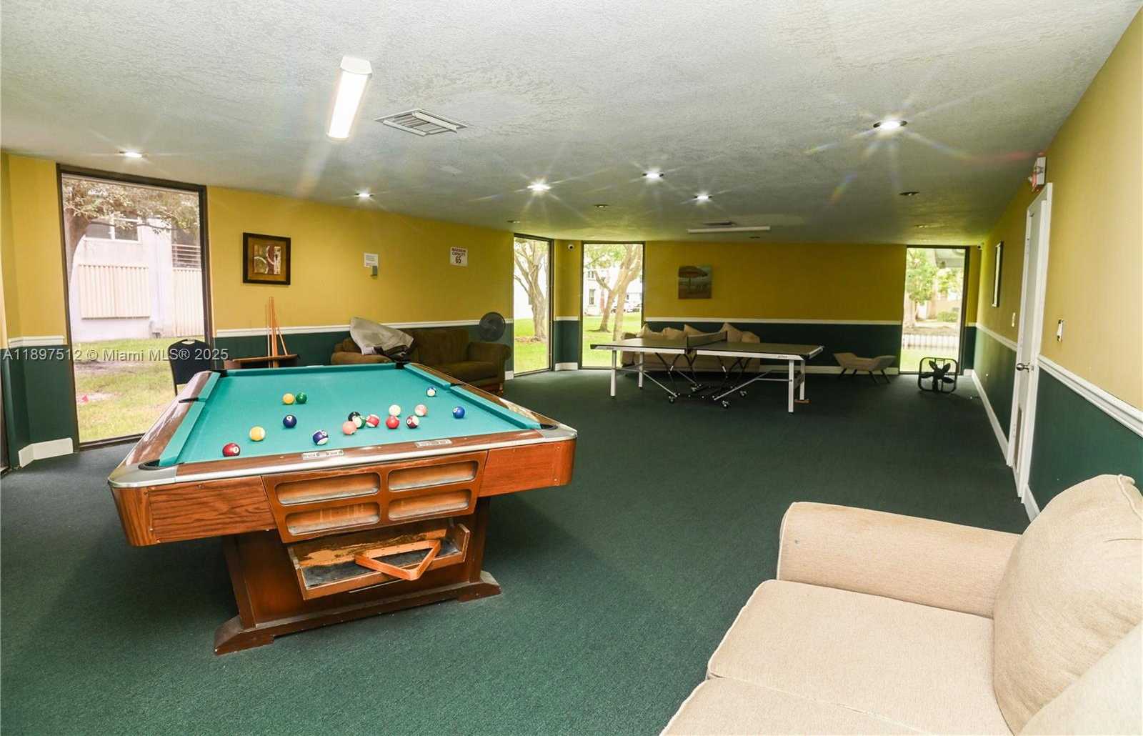 Small Image of 110 ROYAL PARK DR #2H, Oakland Park Number 40