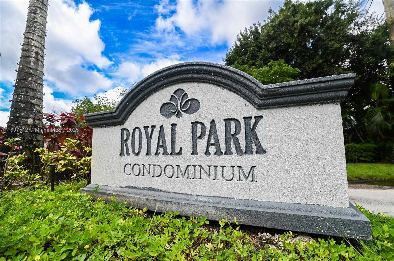 Small Image of 110 ROYAL PARK DR #2H, Oakland Park Number 42